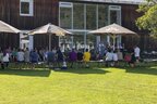 Sitzgelegenheiten im Innenhof bei der Familienfreizeit 2024